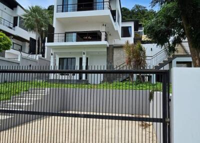 For Sale: 5-Bedroom Sea View Villa near Bang Por Beach