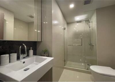 2 Bedrooms Luxury Apartment in Thonglor