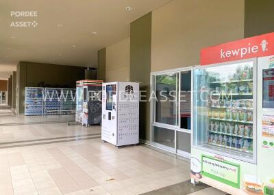 Automated vending machines in a building hallway