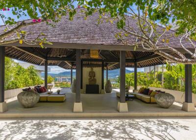 Outdoor living space in a tropical setting