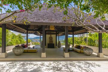 Outdoor living space in a tropical setting