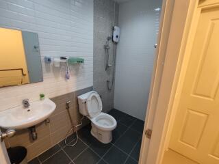 Bathroom with modern fittings and sanitary ware