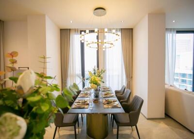 Elegant dining room with modern decor