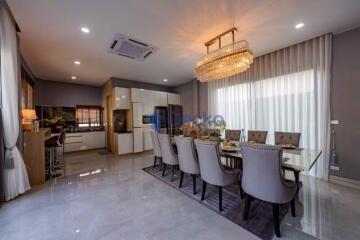 4 Bedrooms House South Pattaya H011865