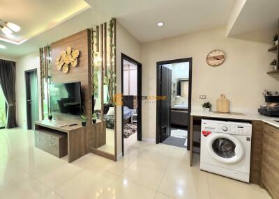 2 bedroom Condo in Dusit Grand Condo View Jomtien Jomtien