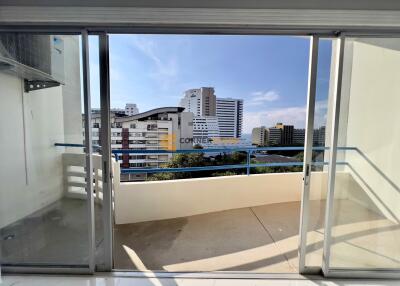 1 Bedroom Condo in Peak Condominium Pratumnak