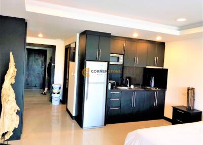 Studio Condo in Platinum Suites Condominiums Jomtien