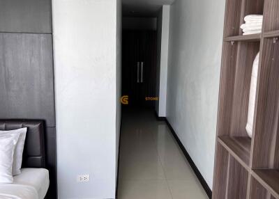 2 Bedroom Condo in Platinum Suites Condominiums Jomtien