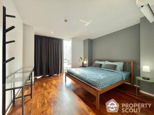 2-BR Condo at Ban Chao Phraya Condo near MRT Hua Lamphong