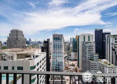 2-BR Condo at The Edge Sukhumvit 23 near MRT Sukhumvit