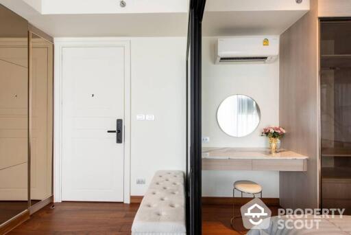 1-BR Condo at Altitude Symphony Charoenkrung near BTS Saphan Taksin