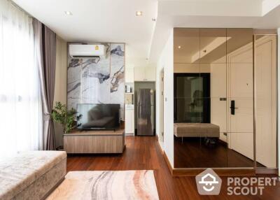 1-BR Condo at Altitude Symphony Charoenkrung near BTS Saphan Taksin