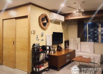 2-BR Condo at Wittayu Complex near BTS Phloen Chit