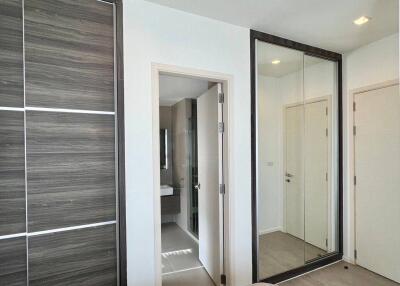 2-BR Condo at Quinn Condo Ratchada 17 near MRT Sutthisan