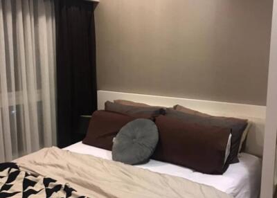 1-BR Condo at The Viva Condo Sathorn-Taksin near BTS Wongwian Yai