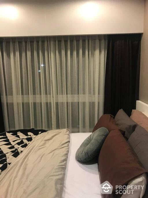 1-BR Condo at The Viva Condo Sathorn-Taksin near BTS Wongwian Yai