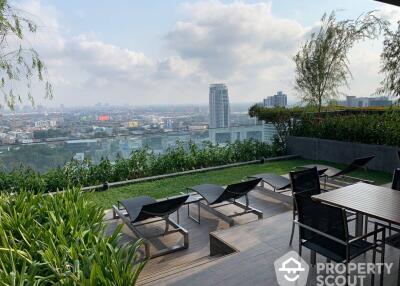 1-BR Condo at The Lofts Ekkamai near BTS Ekkamai