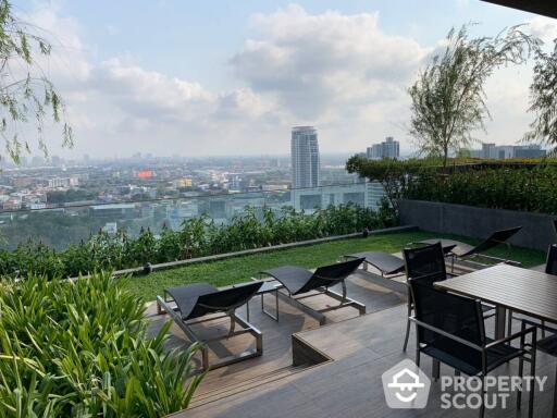 1-BR Condo at The Lofts Ekkamai near BTS Ekkamai