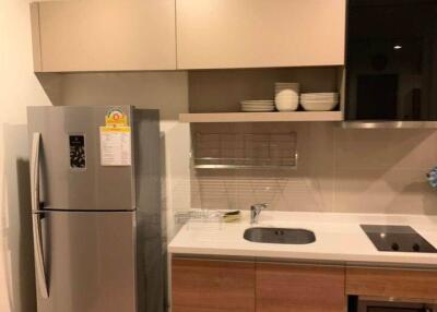 1-BR Condo at Rhythm Sukhumvit 50 near BTS On Nut