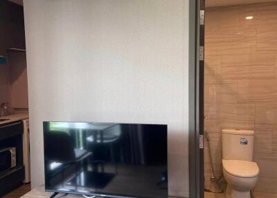 Studio Condo at The Teak Sukhumvit 39 near BTS Phrom Phong