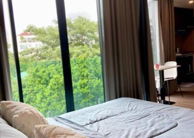 Studio Condo at The Teak Sukhumvit 39 near BTS Phrom Phong