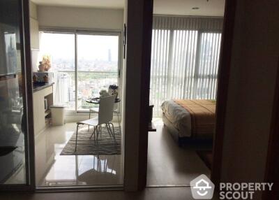 1-BR Condo at Rhythm Sathorn-Narathiwas near BTS Chong Nonsi