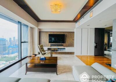 3-BR Condo at The Met Sathorn near BTS Chong Nonsi