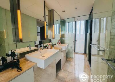 3-BR Condo at The Met Sathorn near BTS Chong Nonsi