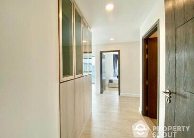 2-BR Apt. near BTS Saphan Khwai