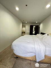 2-BR Condo at Wittayu Complex near BTS Phloen Chit