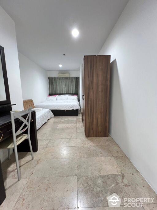 2-BR Condo at Wittayu Complex near BTS Phloen Chit