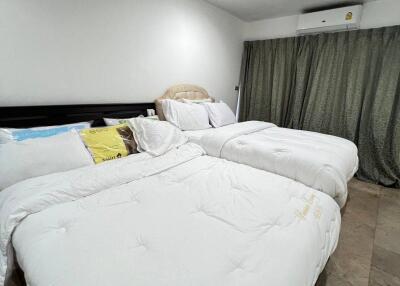 2-BR Condo at Wittayu Complex near BTS Phloen Chit