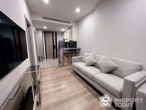 1-BR Condo at Oka Haus Sukhumvit 36 near BTS Thong Lor