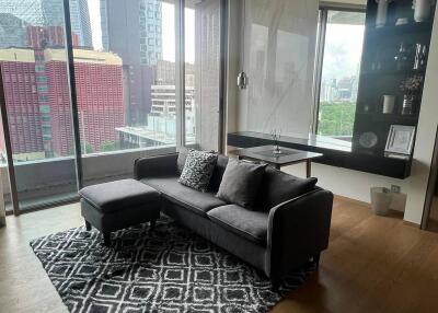 1-BR Condo at Saladaeng One near MRT Si Lom