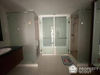 1-BR Condo at The Private Residence Rajdamri near BTS Ratchadamri