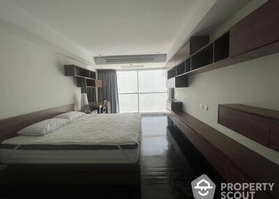 1-BR Condo at The Private Residence Rajdamri near BTS Ratchadamri