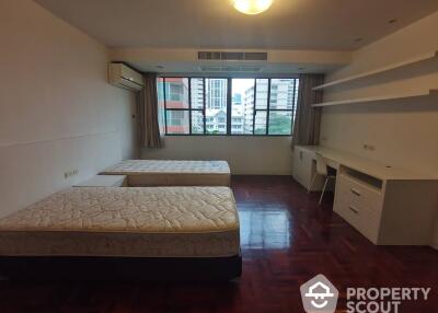 4-BR Apt. near BTS Phrom Phong