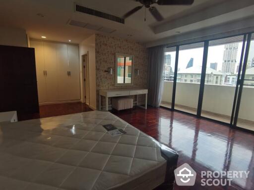 4-BR Apt. near BTS Phrom Phong