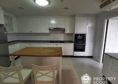 4-BR Apt. near BTS Phrom Phong