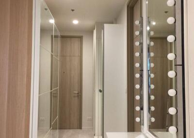 2-BR Condo at Noble Ploenchit near BTS Phloen Chit