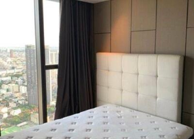 3-BR Condo at The Met Sathorn near BTS Chong Nonsi