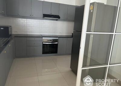 3-BR Apt. near BTS Ekkamai