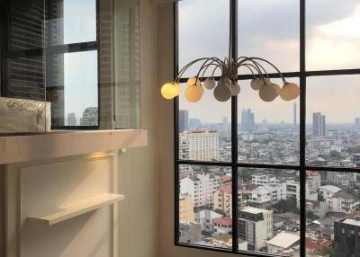 1-BR Condo at Knightsbridge Prime Sathorn near BTS Saint Louis