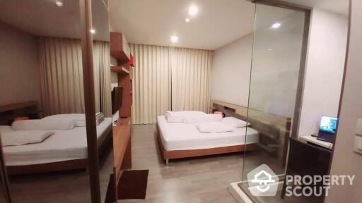 1-BR Condo at The Room Sathorn near BTS Saint Louis