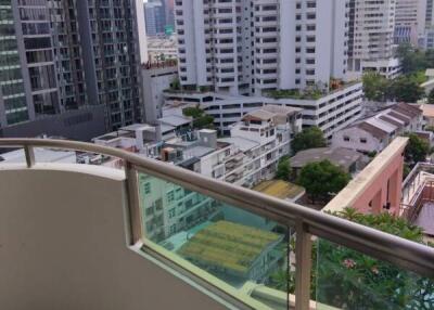 2-BR Condo at Sukhumvit City Resort Condominium near BTS Nana