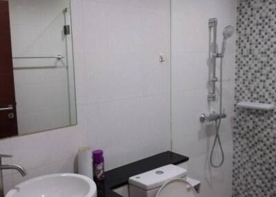 2-BR Condo at Sukhumvit City Resort Condominium near BTS Nana