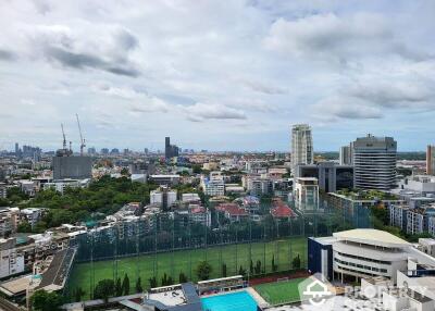 1-BR Condo at The Lofts Ekkamai near BTS Ekkamai