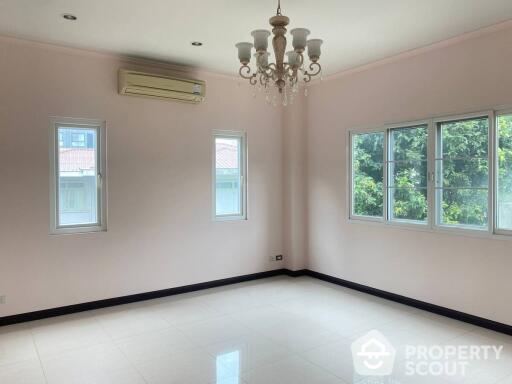 6-BR House near BTS Thong Lor