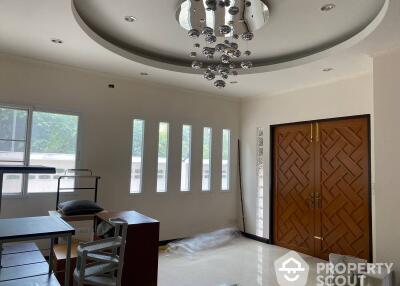 6-BR House near BTS Thong Lor