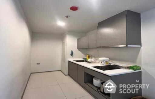 2-BR Condo at Life Asoke Hype near ARL Makkasan